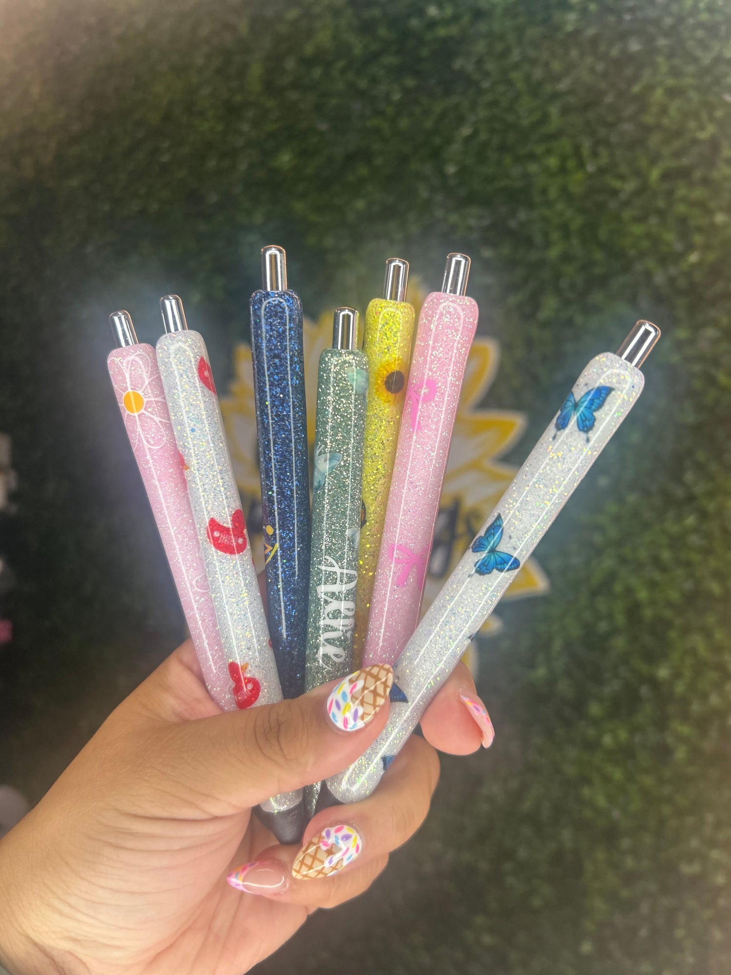 PENS & MECHANICAL PENCILS